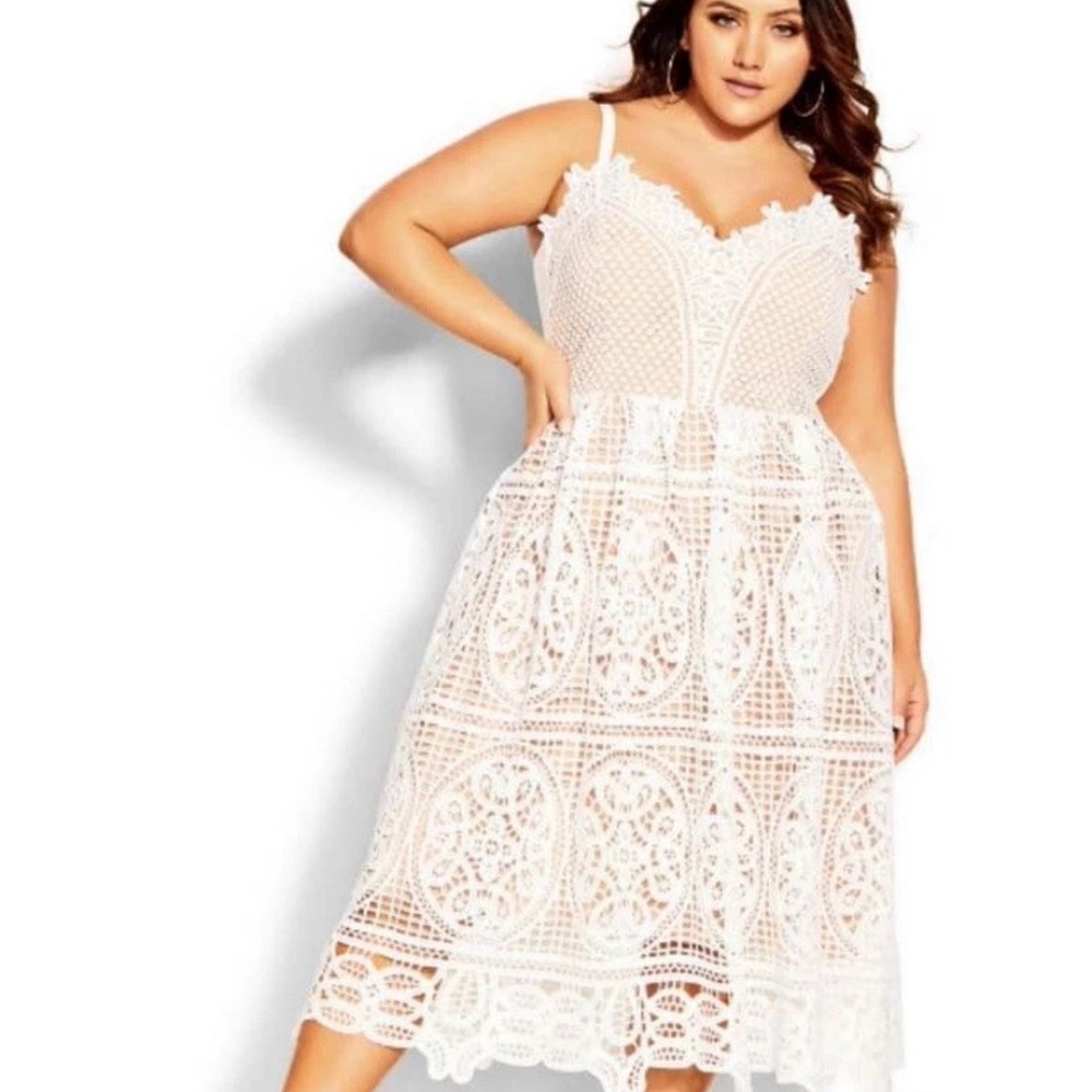 City Chic - Beautifult White Lace Dress